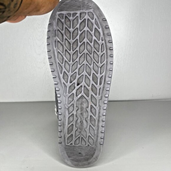 Koolaburra by UGG Women's Grey White Faux Wool Michon Short Winter Boots Size 9 - Picture 9 of 9